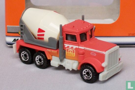 Peterbilt Cement Truck  - Image 1