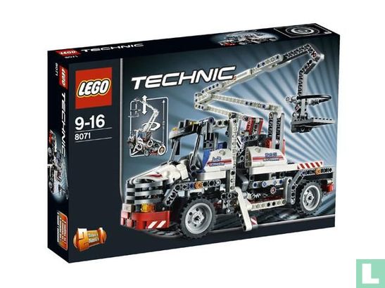 Lego 8071 Bucket Truck