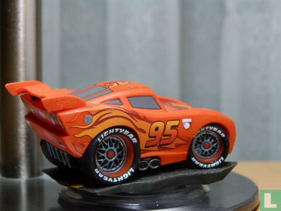 Cars: Lightning McQueen - Image 2