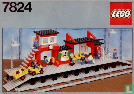 Lego 7824 Railway Station
