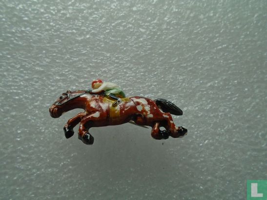 Jockey op paard - Image 1