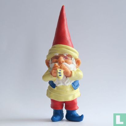 Gnome from the East, with flute [eyes closed] - Image 1