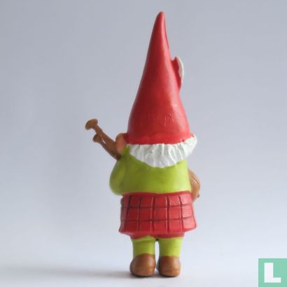 Gnome from Scotland with bagpipes - Image 2