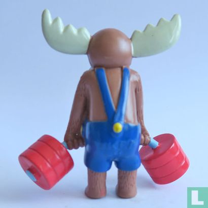 Moose as weightlifter - Image 2