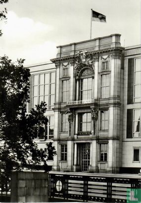  Das Karl-Liebknecht-Portal am Gebäude des Staatsrates der DDR Berlin - Bild 1