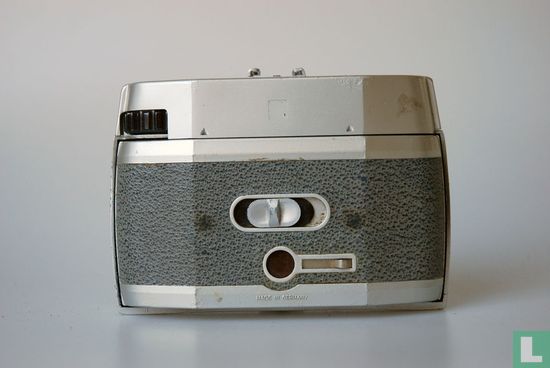 Bella 44 - Image 2