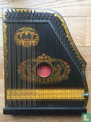 Guitarrzither - Image 1