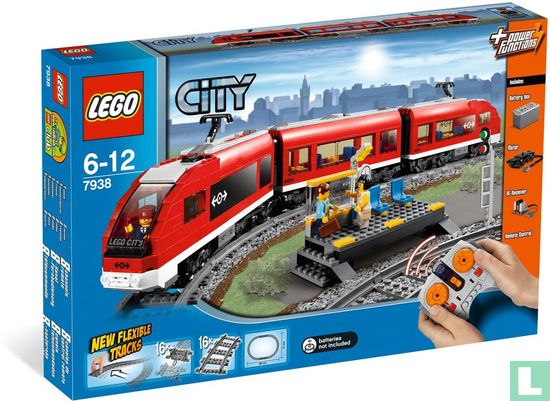 Lego 7938 Passenger Train