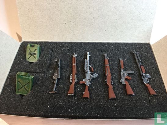 Weapons set British and American - Image 2