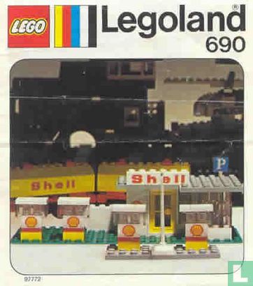 Lego 690 Shell Station