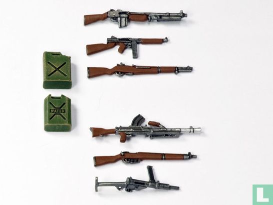 Weapons set British and American - Image 1