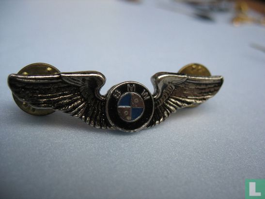 BMW wing - Bild 1