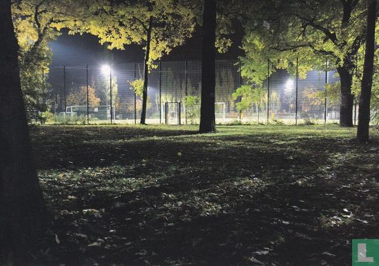 09995 - Canon - Hidden Playgrounds - Berlin - Afbeelding 1