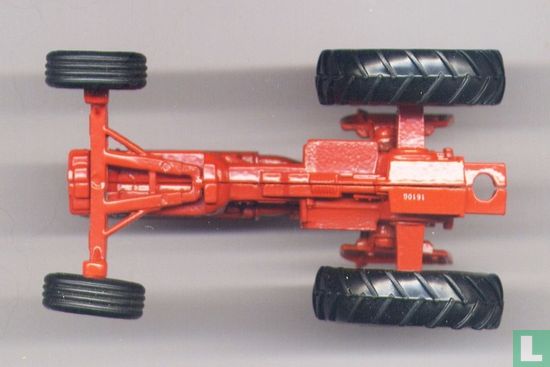 Allis-Chalmers D19 Tractor - Image 3
