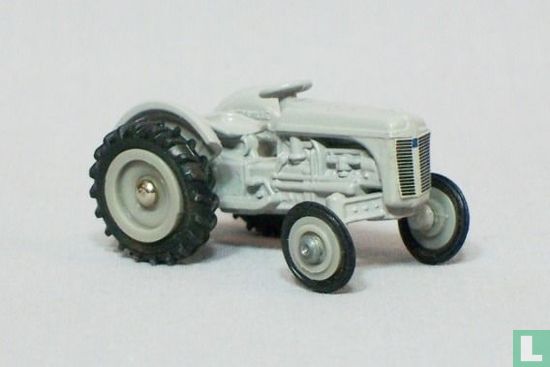 Ford 9N Tractor - Afbeelding 1
