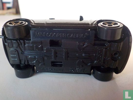 Mini Cooper Cabrio - Image 3