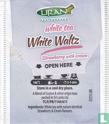 White Waltz - Afbeelding 2