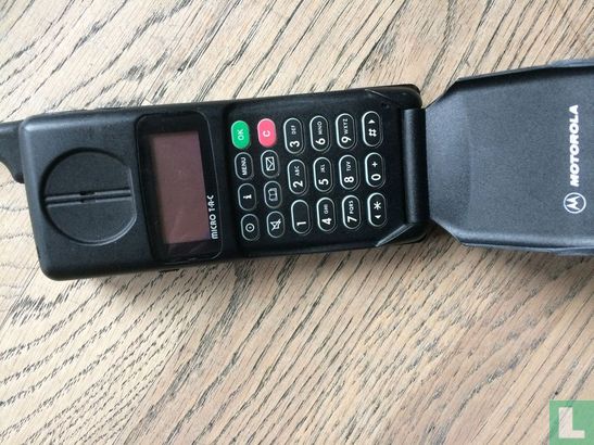 Motorola 7500 - Image 2