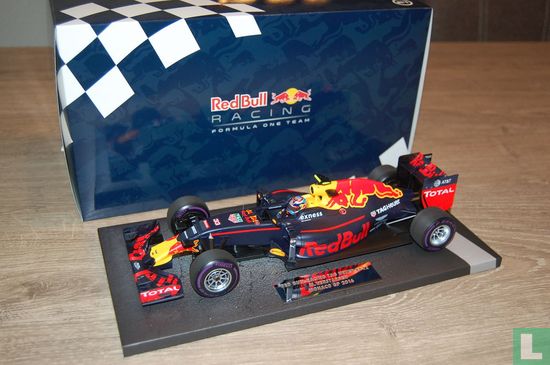 Red Bull Racing RB12  - Afbeelding 1