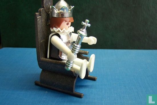 Playmobil Koning op zijn troon. - Afbeelding 2