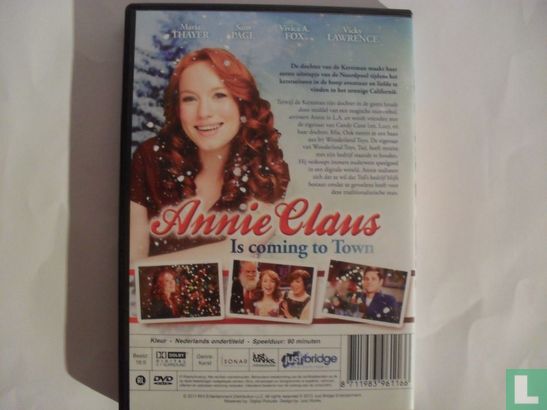 Annie Claus is coming to Town - Image 2