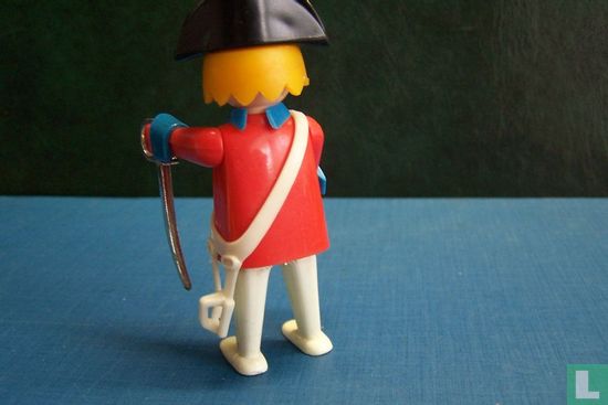 Playmobil Redcoat Officer with Horse - Image 3
