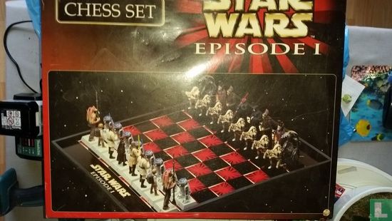 Star wars episode 1 chess set - Image 3