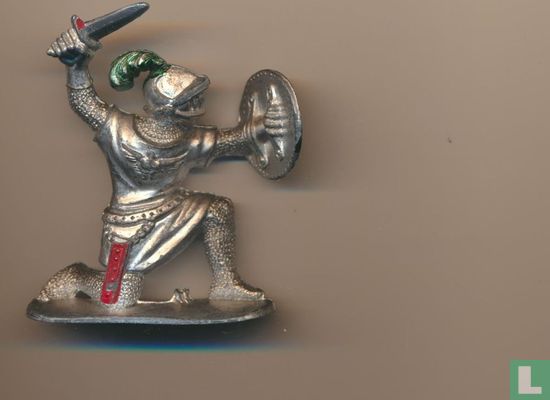 Knight with sword and shield - Image 1