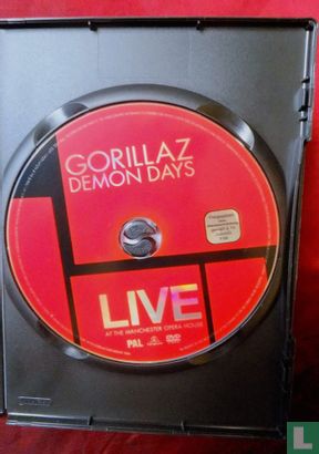 Demon Days Live - Image 3
