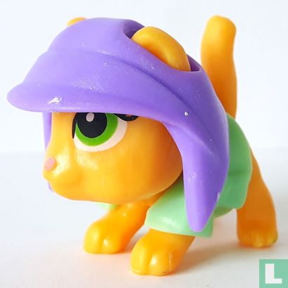 Pussy with purple hat - Image 1