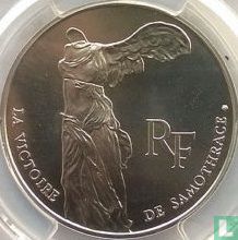 Frankreich 100 Franc 1993 (PP - Silber) "200 years Louvre Museum - Victory of Samothrace" - Bild 2