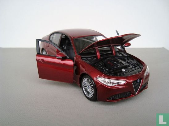 Alfa Romeo Giulia - Afbeelding 3
