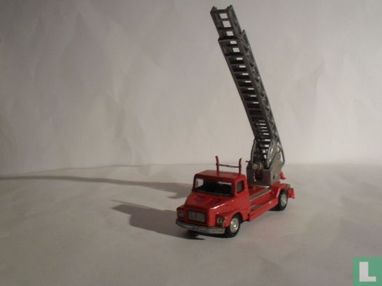 Benne "Multi" Brandweer ladderwagen - Image 3