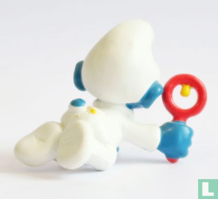 Baby Smurf with rattle   - Image 2