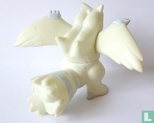 Reshiram - Image 3