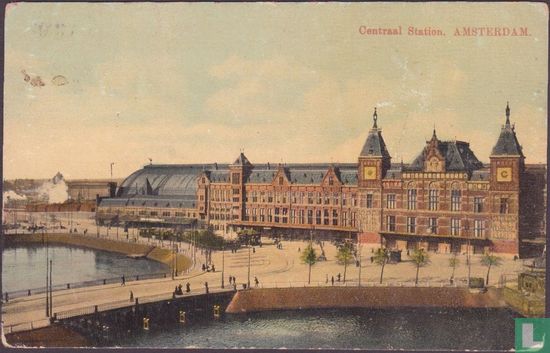 Centraal Station. AMSTERDAM.
