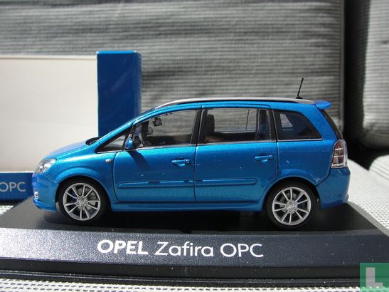 Opel Zafira OPC - Afbeelding 2
