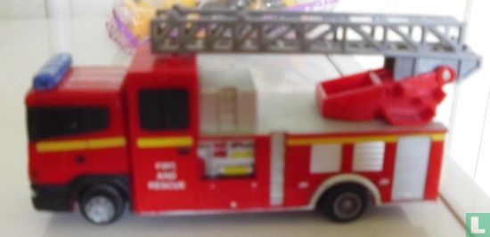 Scania brandweerwagen - Image 1