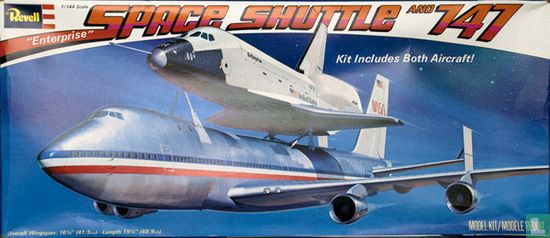 Navette spatiale Enterprise et 747