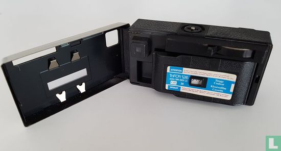 Kodak Instamatic 224 - Image 3