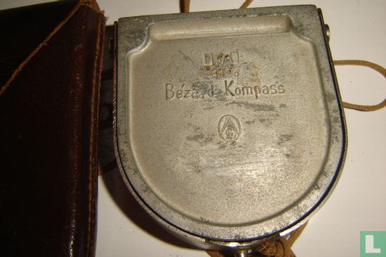 Kompas Bézard - Bild 3