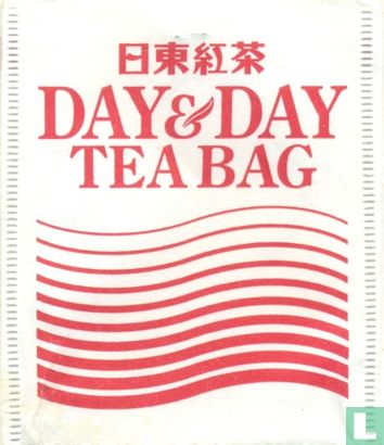 Day & Day Tea Bag - Image 1