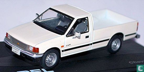 Chevrolet LUV - Image 3
