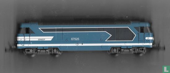 Dieselloc SNCF serie BB 67400