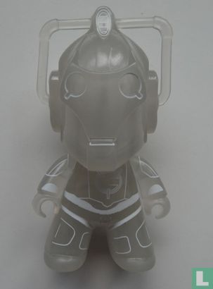 Army of Ghosts Cyberman Titans Vinyl Figure - Image 1