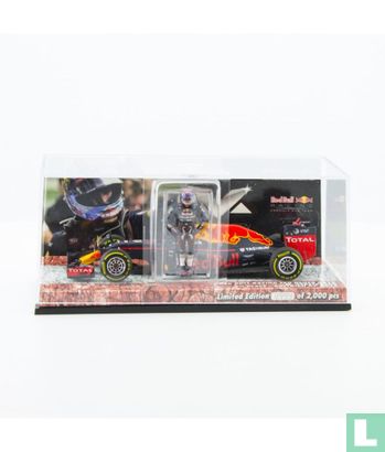 Red Bull Racing TAG Heuer RB12 - Image 3