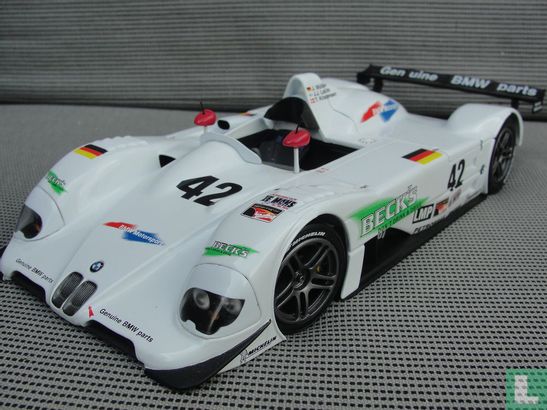 BMW V12 LMR - Image 1