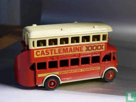 AEC Regent DD Bus 'Castlemaine' - Bild 3