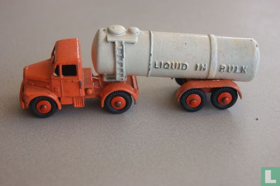 Scammell Tanker - Image 1