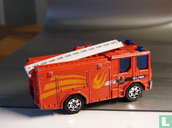 Dennis Sabre Fire Engine - Bild 1